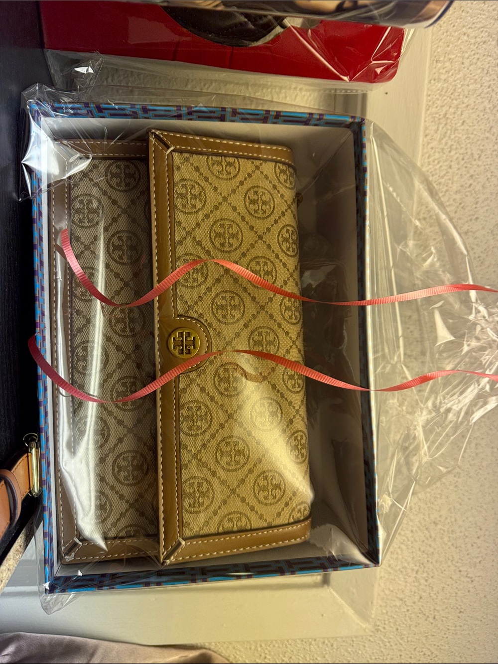 Tory Burch Tan Logo Continental Phone Case Wallet
